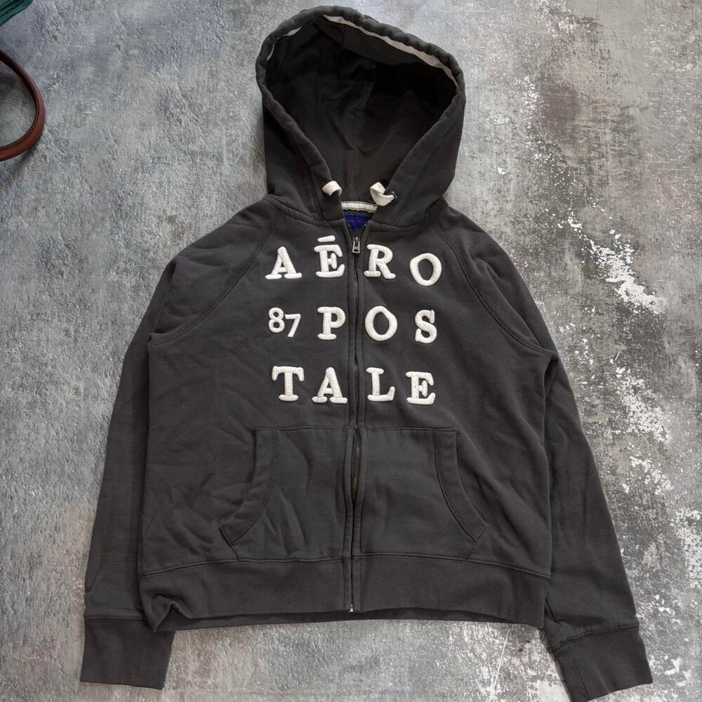 Y2K Grey Aeropostale Zip Up Hoodie. Size SMALL